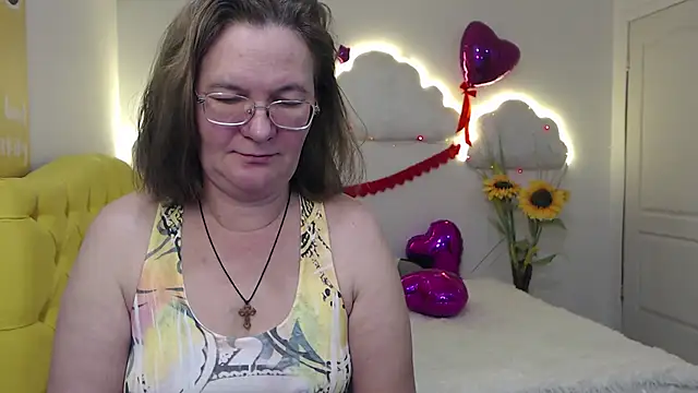 HolyMilfa online show from February 14, 2025, 1:40 pm