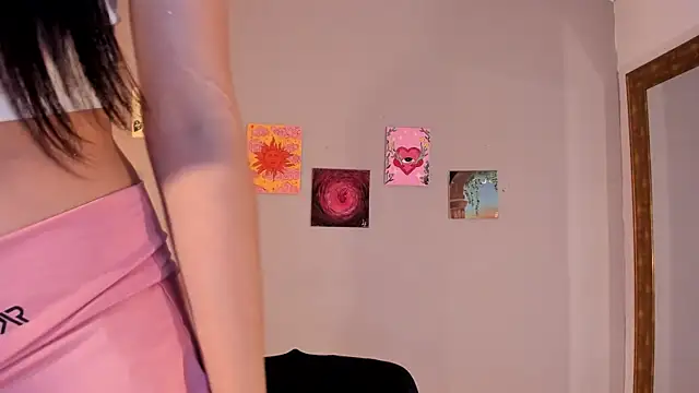 Maia W10 online show from April 21, 2026, 12:00 pm