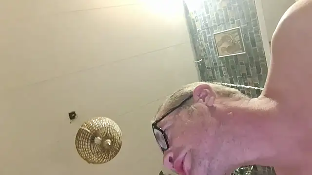 mikeythebestsucker online show from May 25, 2026, 5:24 am