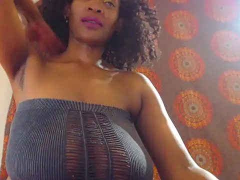 Silkytitss online show from December 13, 2024, 7:10 pm