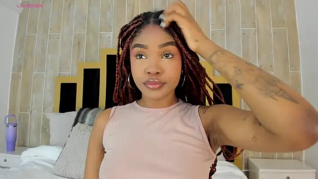 AriaFoster online show from October 28, 2025, 12:14 am