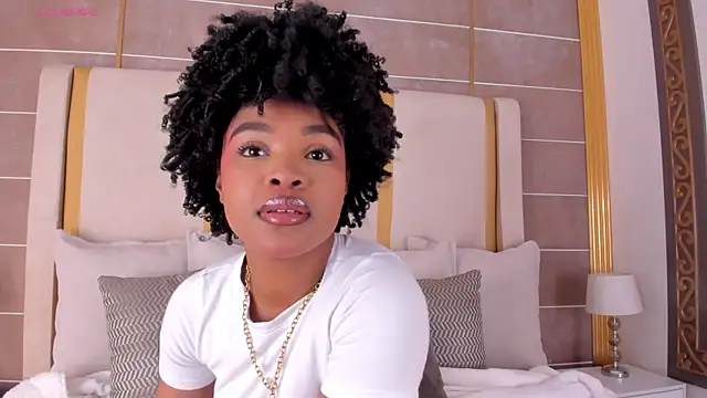 AriaFoster online show from November 7, 2025, 11:49 pm