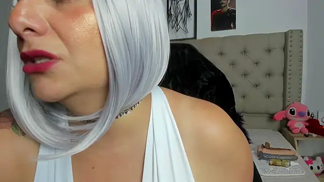 AngeleRoux online show from January 31, 2025, 2:26 am