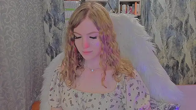 JuxxxsyBunx online show from November 2, 2025, 10:39 am