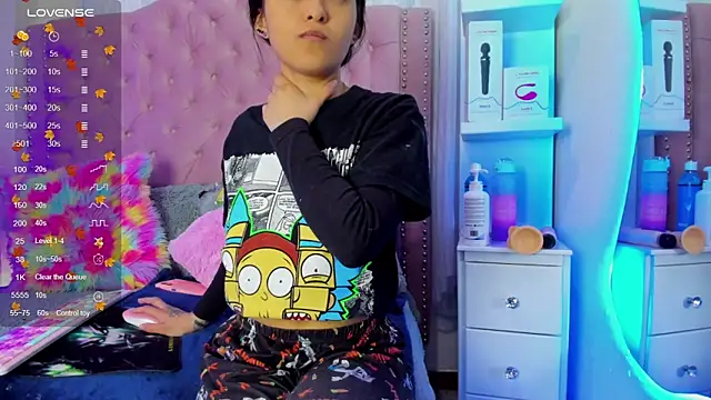 tokito mitsuri online show from January 17, 2025, 3:32 pm