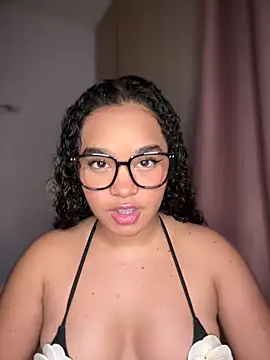 Lucy wilson5 online show from March 11, 2025, 4:10 am