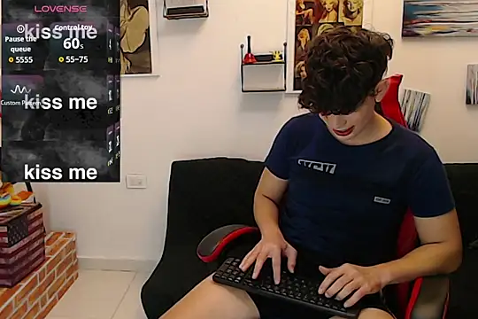 Angelo-cianuro- online show from October 15, 2025, 10:32 pm