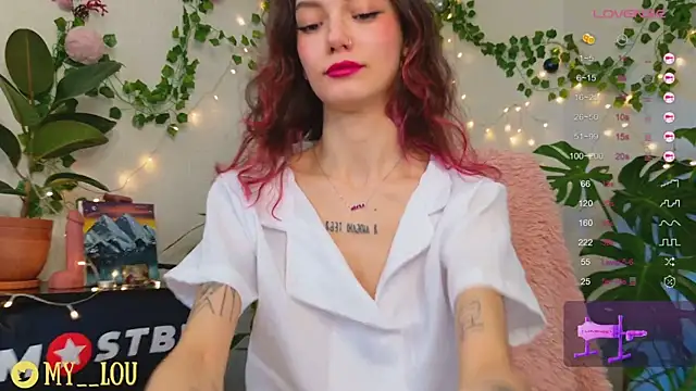 MyLou  online show from December 28, 2024, 7:22 pm