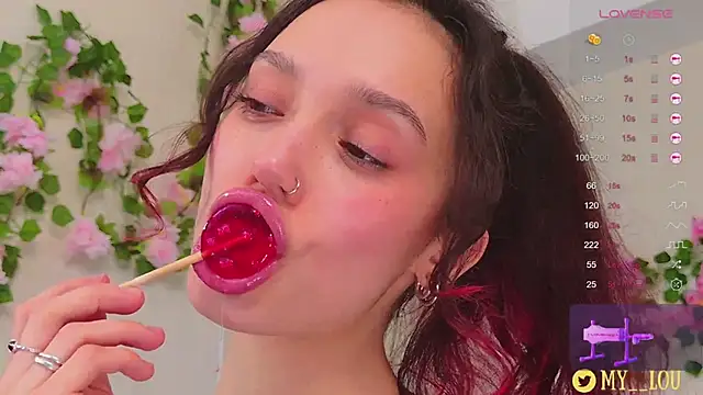 MyLou  online show from March 5, 2025, 7:17 pm