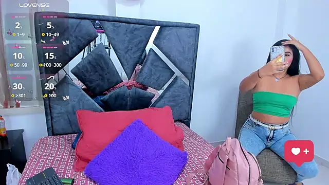 Dulce amg online show from November 22, 2025, 3:27 am