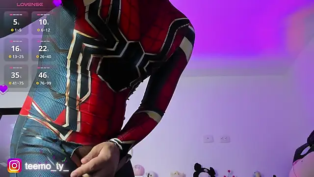 teemotwink online show from February 9, 2025, 10:32 pm