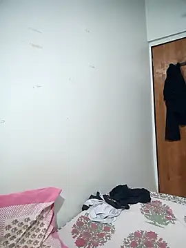 teencouples00457 online show from April 23, 2026, 1:02 pm