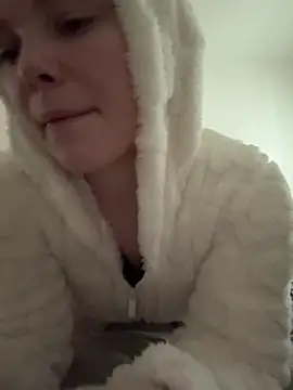 LikaBerry1 online show from January 28, 2025, 10:02 am