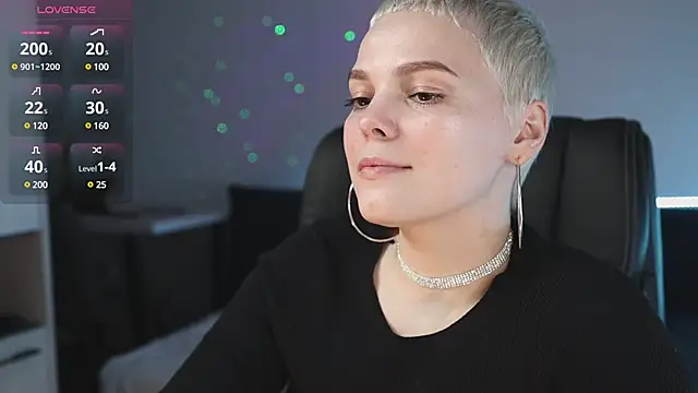 LikaBerry1 online show from February 20, 2025, 8:25 pm