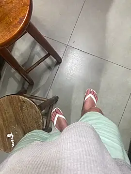 Hjsjsjsjjd online show from February 1, 2026, 7:01 pm