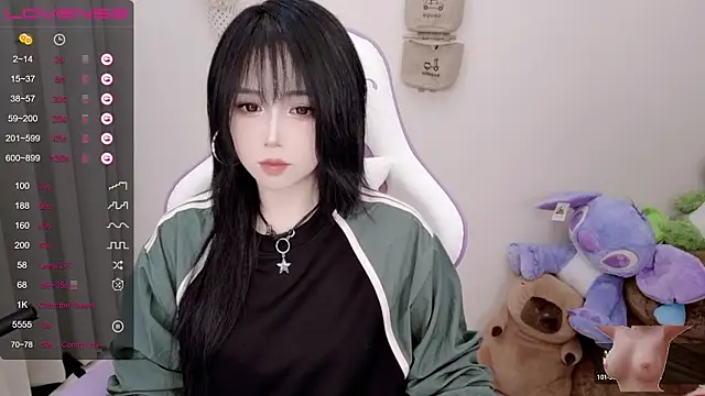 Vaness-a online show from February 25, 2025, 6:31 pm