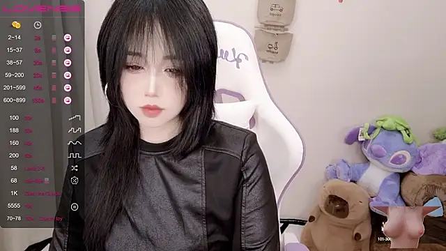 Vaness-a online show from March 10, 2025, 3:41 pm