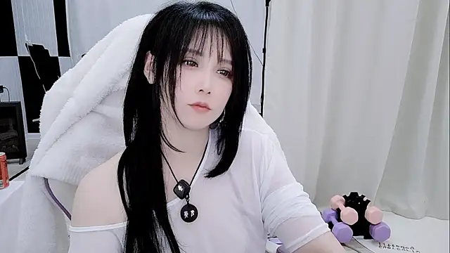 Vaness-a online show from April 21, 2026, 5:28 pm