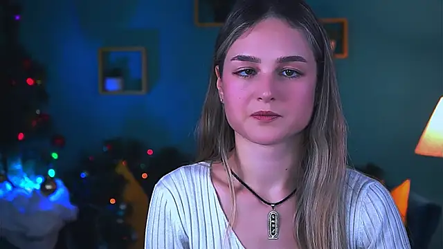 DeboraLarson online show from January 19, 2025, 12:17 pm