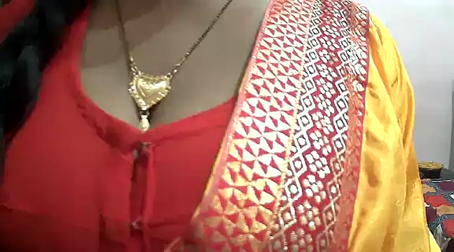 HOT-SEEMAA online show from January 30, 2025, 3:40 pm