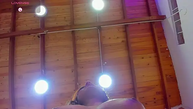 ashley  foxx  online show from January 18, 2025, 5:15 pm