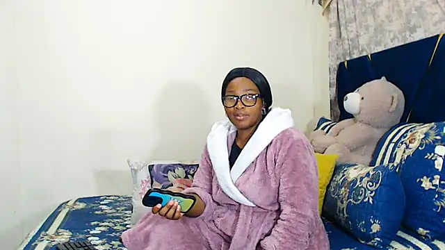 Snapshot of veronica1xxx chatting on July 8, 2026, 10:25 pm veronica1xxx online show from July 8, 2026, 10:25 pm