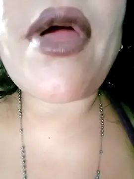 Kasandra02 online show from March 21, 2025, 4:49 am