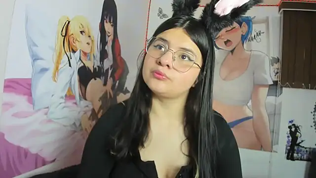 mackenhot303av online show from October 31, 2025, 11:33 am