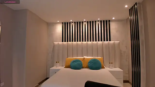 GabriellaLee online show from February 15, 2026, 11:08 am