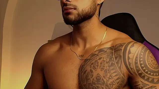 LiamGarcia1 online show from January 17, 2025, 6:44 pm