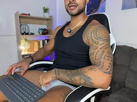 Snapshot of LiamGarcia1 chatting on July 17, 2026, 7:30 pm LiamGarcia1 online show from July 17, 2026, 7:30 pm