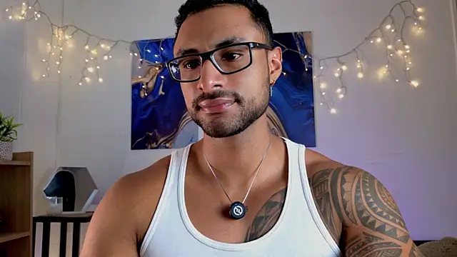 Snapshot of LiamGarcia1 chatting on July 25, 2026, 4:59 pm LiamGarcia1 online show from July 25, 2026, 4:59 pm
