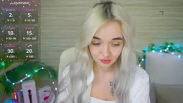 Ashley S online show from February 11, 2025, 3:18 am