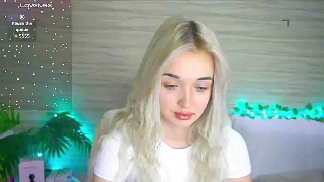 Ashley S online show from September 10, 2025, 10:21 pm