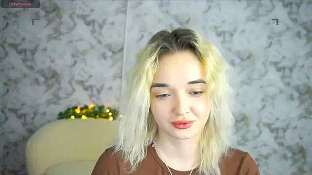 Ashley S online show from April 21, 2026, 10:12 pm