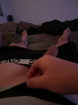 Heinchen1 online show from February 9, 2026, 12:25 am