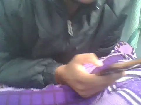 Snapshot of AuntyLover_BhabhiLover_ chatting on February 1, 2026, 3:49 am AuntyLover BhabhiLover online show from February 1, 2026, 3:49 am