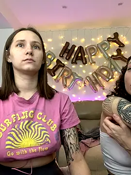 HotCaramellsTV online show from October 18, 2025, 10:16 am