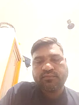 pintuS40 online show from February 25, 2025, 2:33 pm