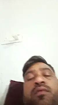 pintuS40 online show from March 11, 2025, 1:05 am