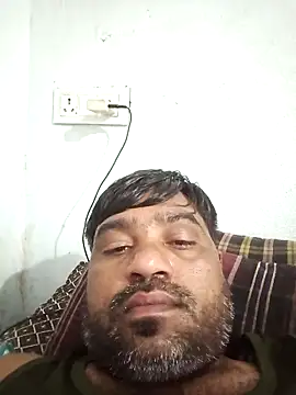 pintuS40 online show from September 28, 2025, 2:06 am