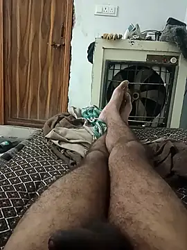 pintuS40 online show from October 18, 2025, 2:03 am