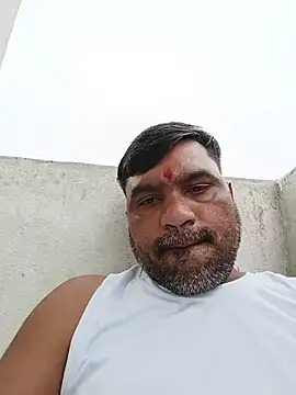 Snapshot of pintuS40 chatting on August 6, 2026, 8:05 am pintuS40 online show from August 6, 2026, 8:05 am