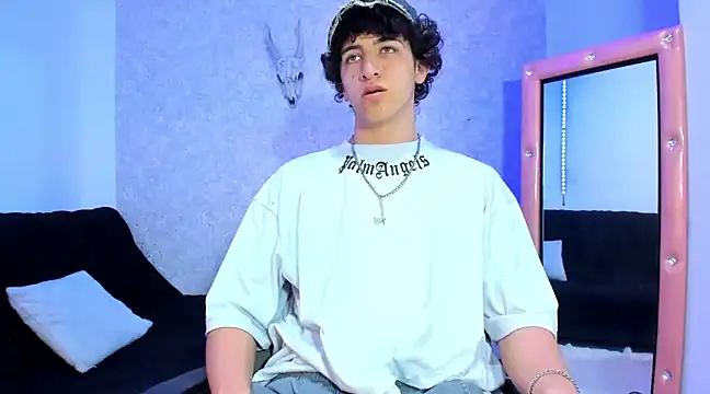 Kerverr  online show from December 27, 2024, 6:24 am