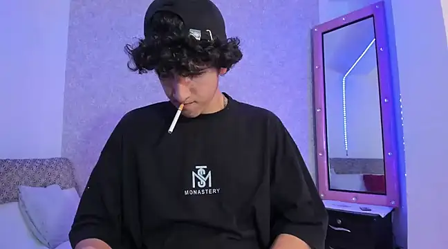 Kerverr  online show from January 22, 2025, 4:44 am