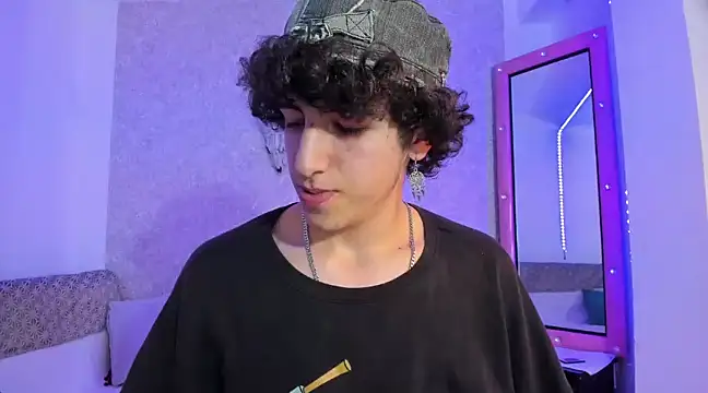 Kerverr  online show from January 25, 2025, 1:54 am