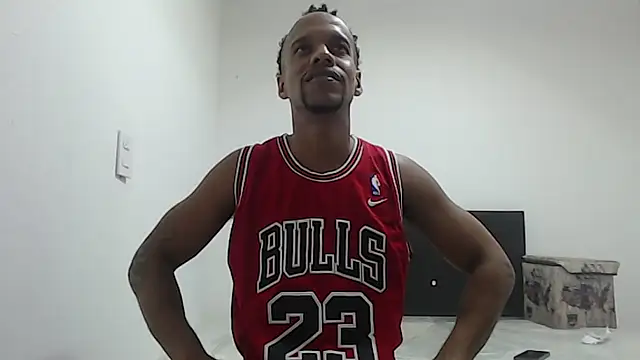 Salomon koude online show from March 20, 2025, 2:51 am