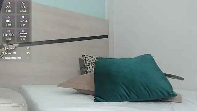 sussy leon online show from March 19, 2025, 3:40 pm