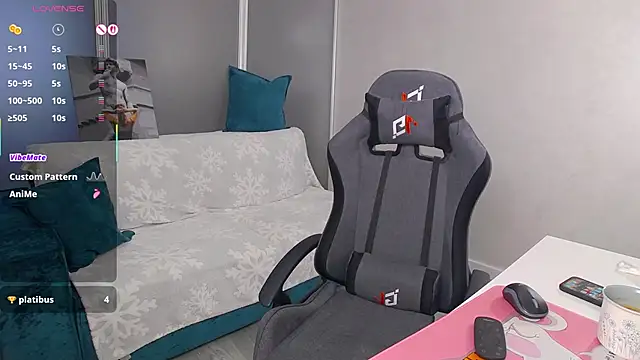 Sofia Soul online show from October 12, 2025, 1:21 pm