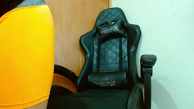 Danyer33 online show from March 18, 2025, 6:36 am